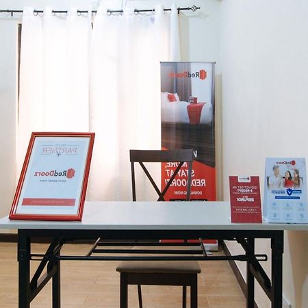 Готель Reddoorz Near Cebu Metropolitan Cathedral Екстер'єр фото