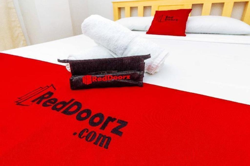 Готель Reddoorz Near Cebu Metropolitan Cathedral Екстер'єр фото