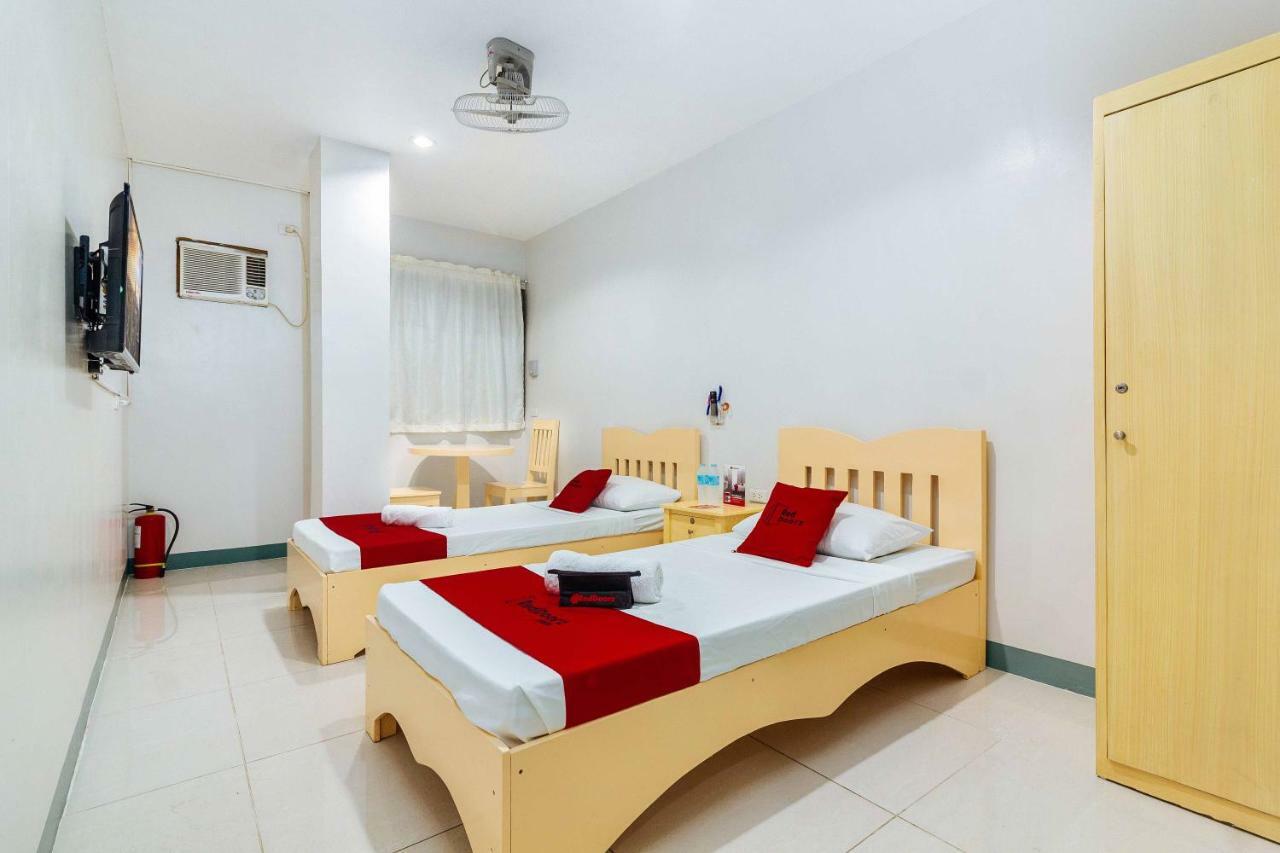 Готель Reddoorz Near Cebu Metropolitan Cathedral Екстер'єр фото