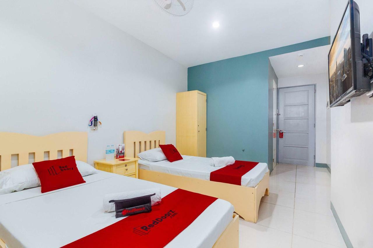 Готель Reddoorz Near Cebu Metropolitan Cathedral Екстер'єр фото